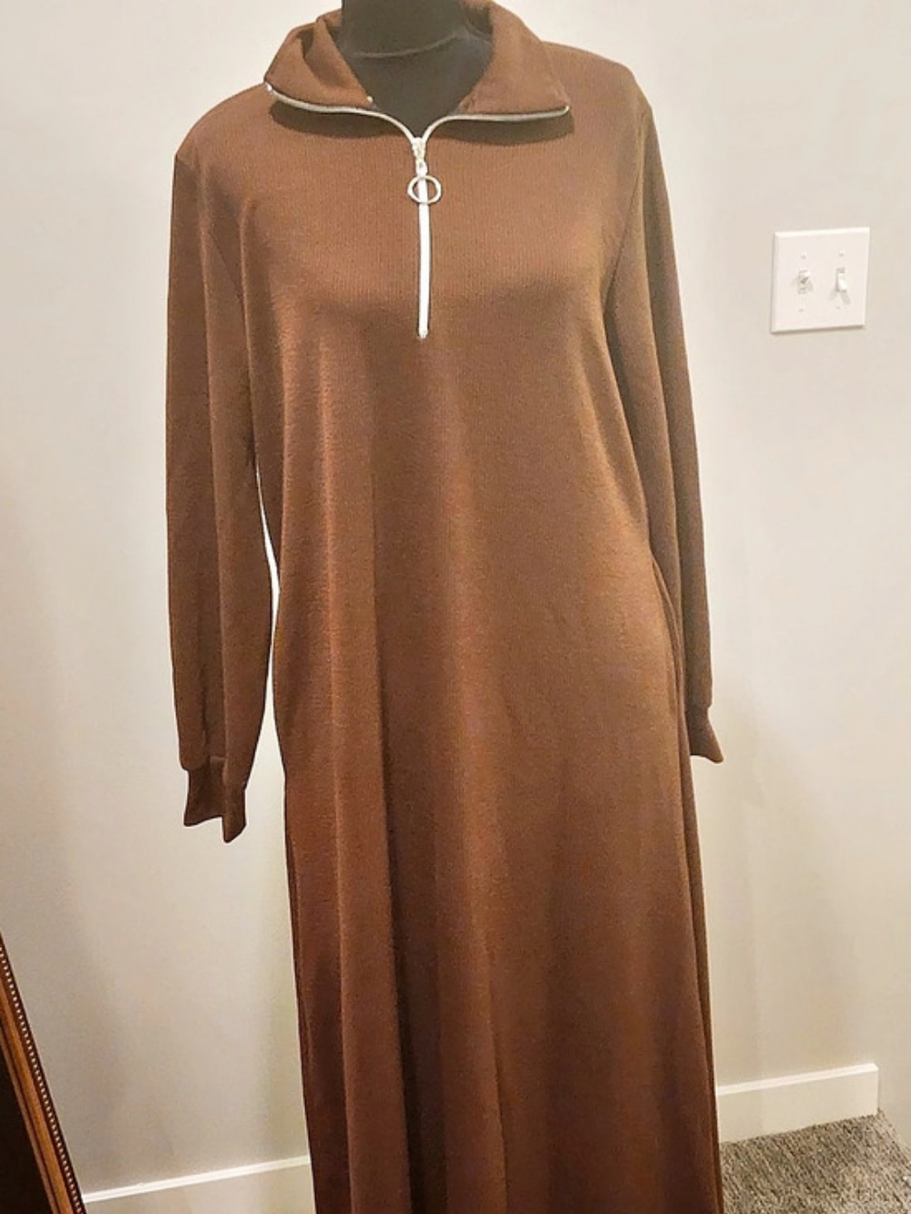 Long Sleeve Maxi Dress in Brown